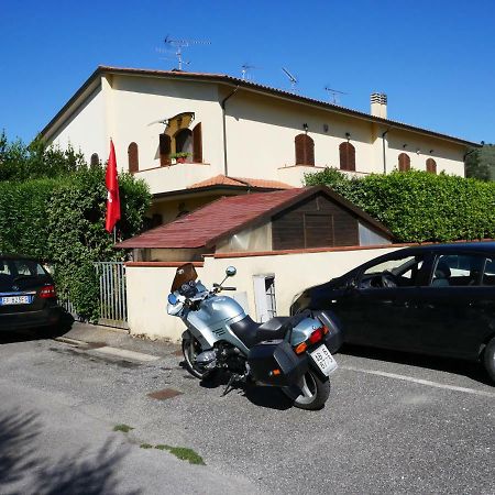 La Casa Di Sandra Pugnano Экстерьер фото