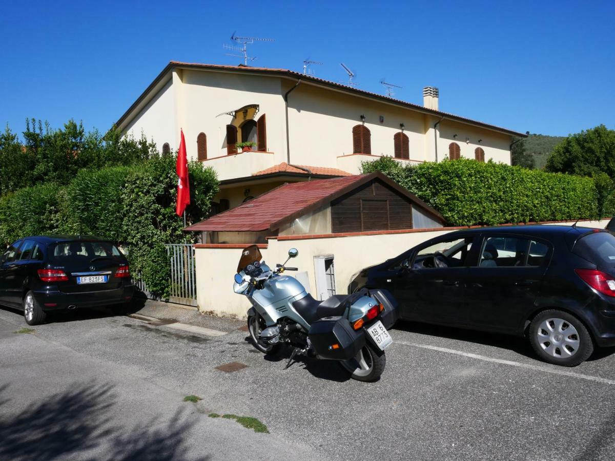 La Casa Di Sandra Pugnano Экстерьер фото