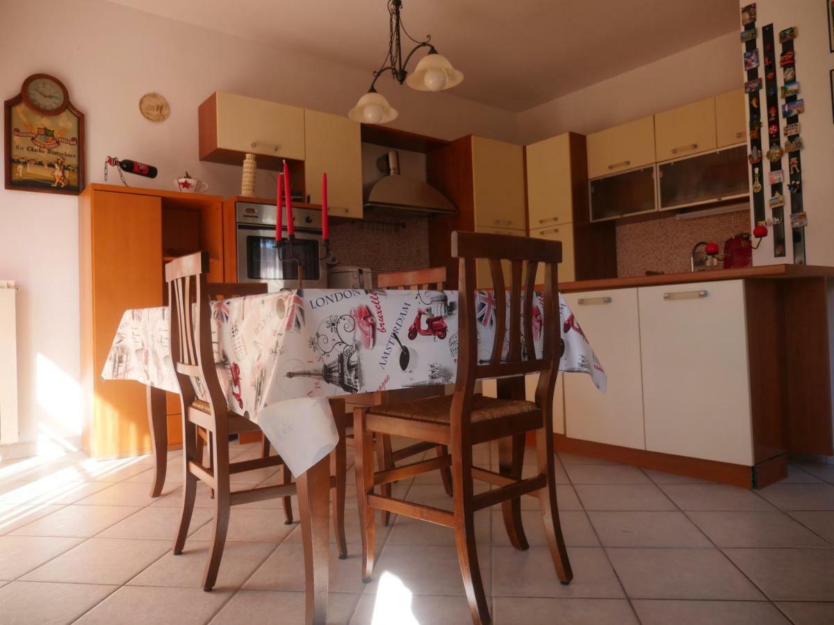 La Casa Di Sandra Pugnano Экстерьер фото